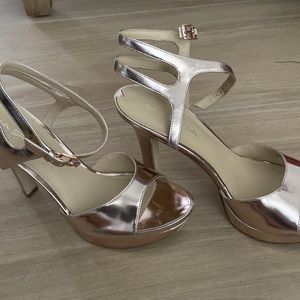 Via spiga rose gold platform sandal